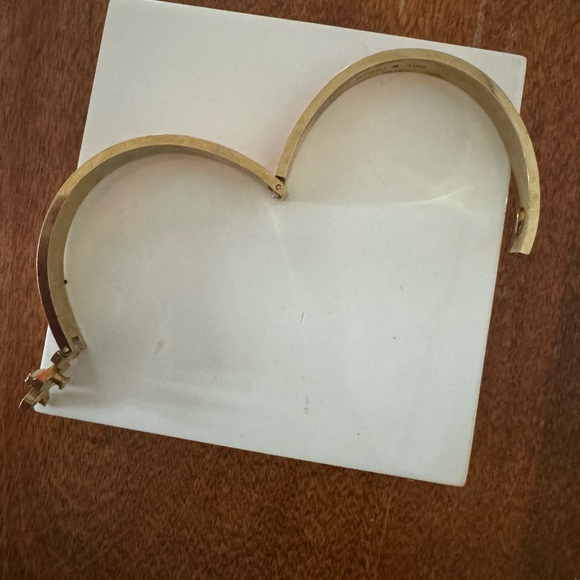 Michael Kors Bracelet. Gold and bright orange. Exactly like the pictures - Picture 6 of 8